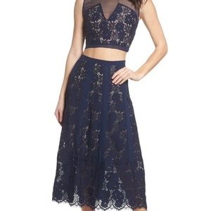 NWT Anthropologie Foxiedox Atiqua Navy Lace Top Medium